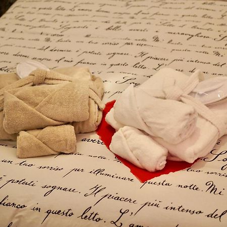 Bed Art Relaxing Suite - Appartamento Con Sauna Love Suite Gallery San Benedetto del Tronto Exterior foto